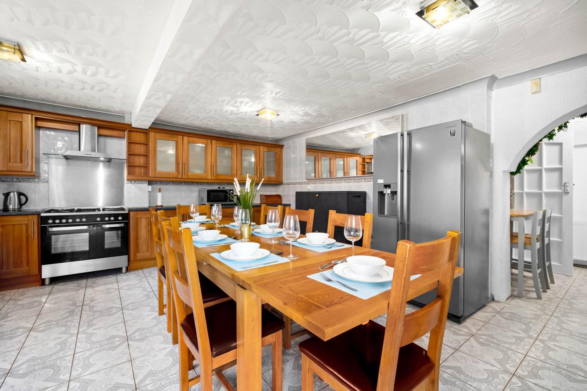 Modern 18 Guest Large Home In Solihull - Near Nec, Jlr, Hs2 And Bhx Birmingham Ngoại thất bức ảnh