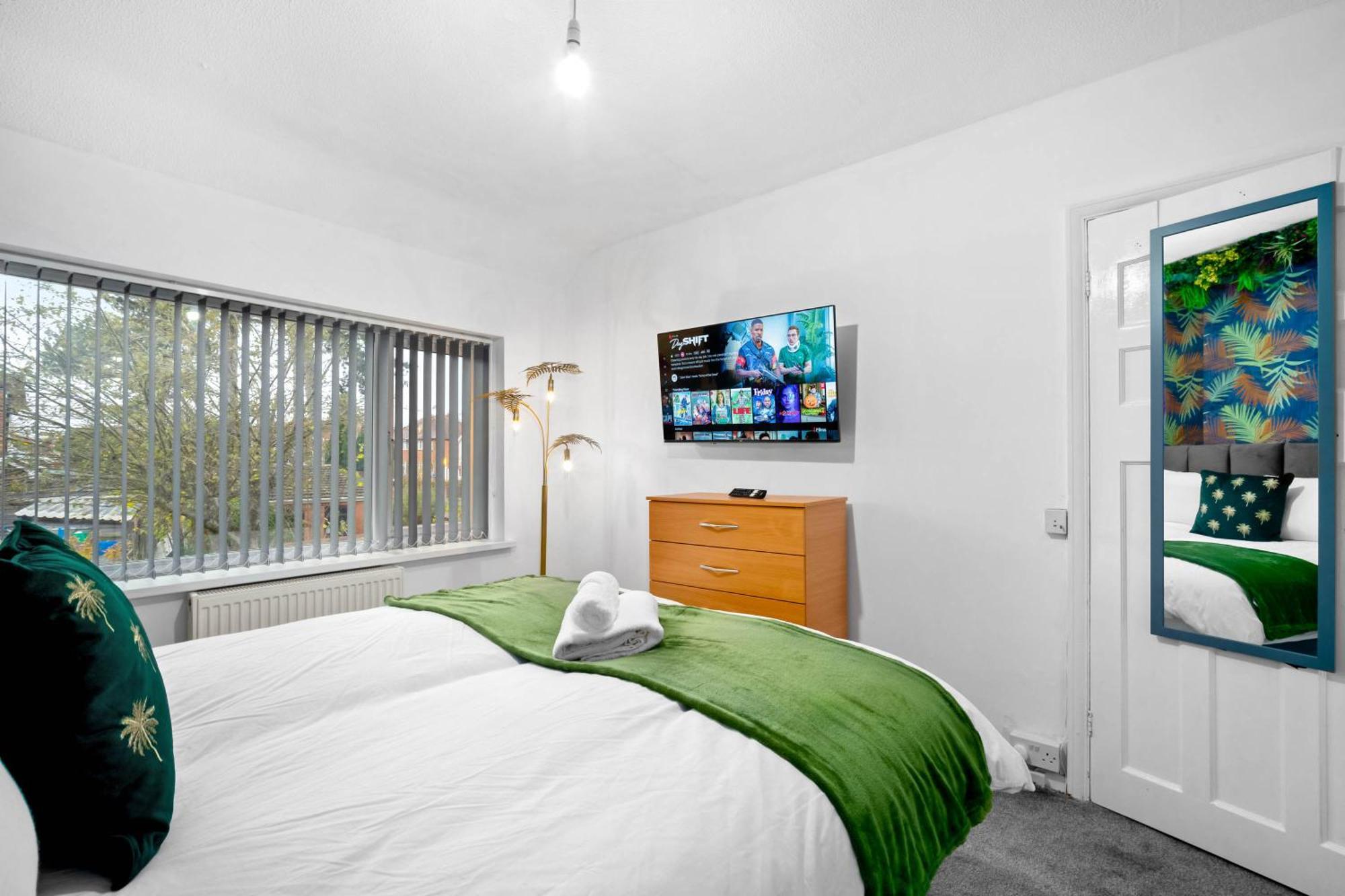 Modern 18 Guest Large Home In Solihull - Near Nec, Jlr, Hs2 And Bhx Birmingham Ngoại thất bức ảnh